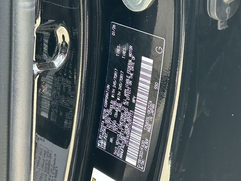 Certified 2026 Toyota 4Runner SR5 AWD/4WD image 32