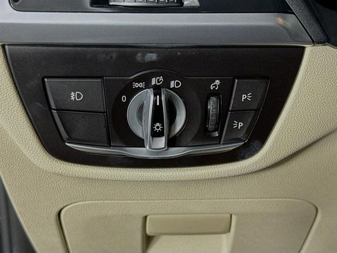 Used 2021 BMW X3 sDrive30i w/ Premium Package RWD image 10