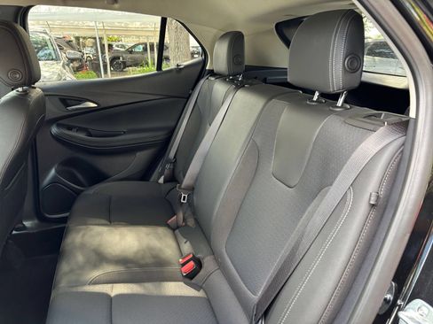 Used 2025 Buick Encore GX Preferred FWD image 37
