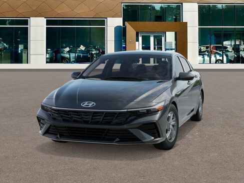 New 2026 Hyundai Elantra SE FWD image 6