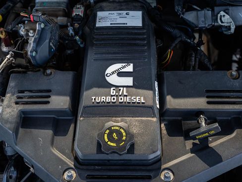 Used 2018 RAM 2500 Limited AWD/4WD image 30