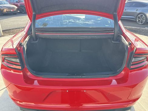 Used 2022 Dodge Charger SXT w/ Leather Interior Group image 6