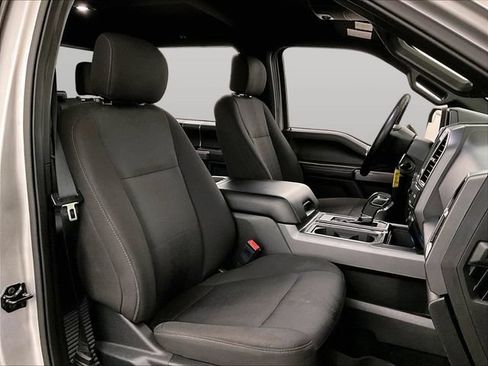 Used 2019 Ford F150 XLT w/ Equipment Group 302A Luxury AWD/4WD image 8