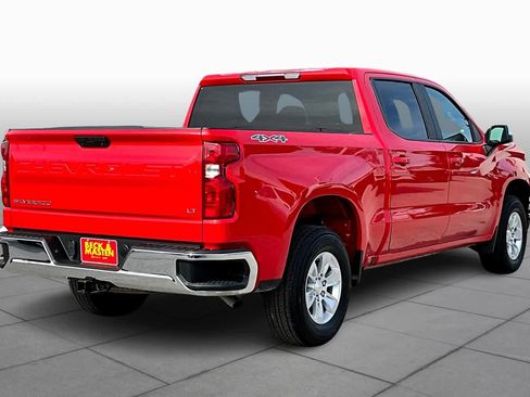 Used 2021 Chevrolet Silverado 1500 LT AWD/4WD image 13