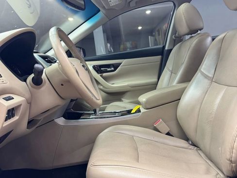 Used 2015 Nissan Altima 2.5 SL w/ Technology Package image 12