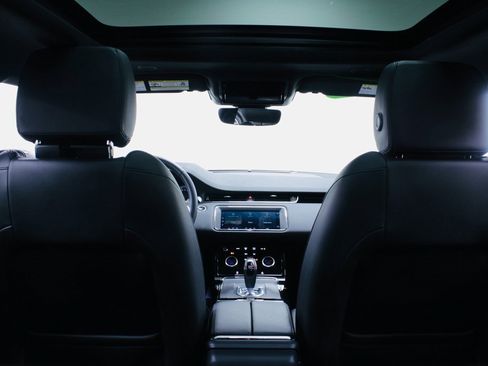 Used 2023 Land Rover Range Rover Evoque R-Dynamic S image 25