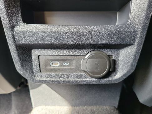 Used 2022 Volkswagen Tiguan SEL R-Line AWD/4WD image 15