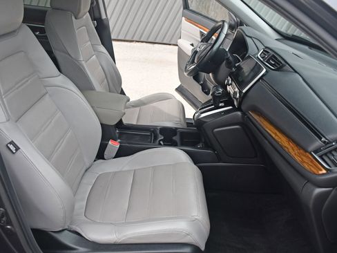 Used 2018 Honda CR-V Touring image 22