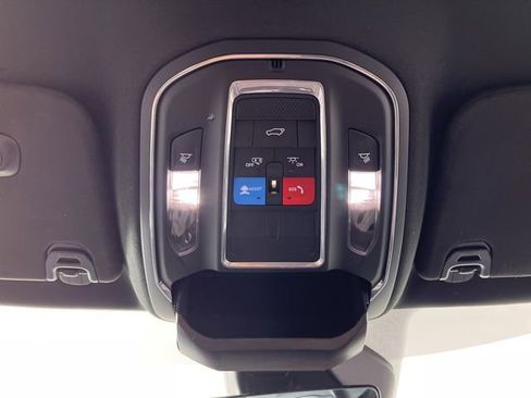 Used 2024 Jeep Wagoneer Series II w/ Flexible Seating Group image 36