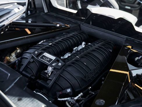 Used 2023 Chevrolet Corvette Z06 w/ Engine Appearance Package RWD image 21