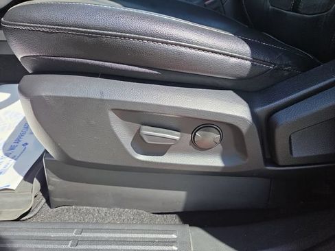 Used 2023 Ford Ranger Lariat w/ Tremor Off-Road Package AWD/4WD image 17