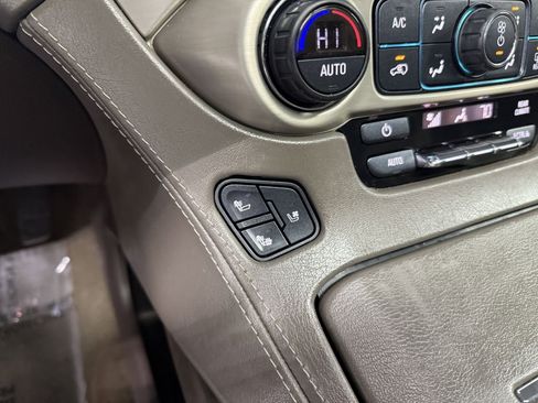 Used 2018 GMC Yukon XL Denali w/ Denali Ultimate Package image 21