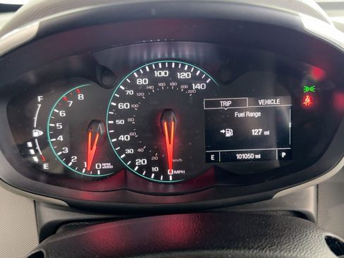 Used 2017 Chevrolet Sonic Premier image 19