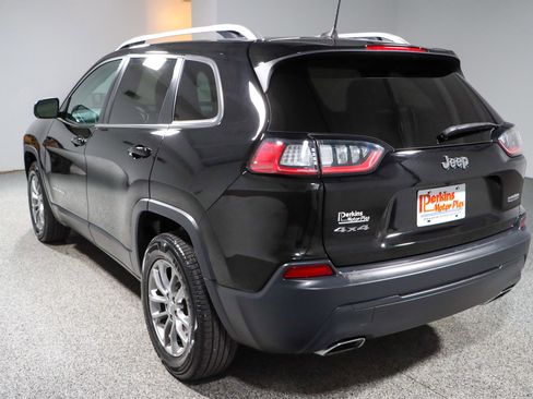 Used 2019 Jeep Cherokee Latitude Plus w/ Comfort/Convenience Group AWD/4WD image 9
