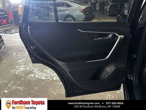Certified 2025 Toyota RAV4 XLE AWD/4WD image 11