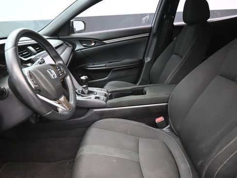 Used 2018 Honda Civic Sport image 17