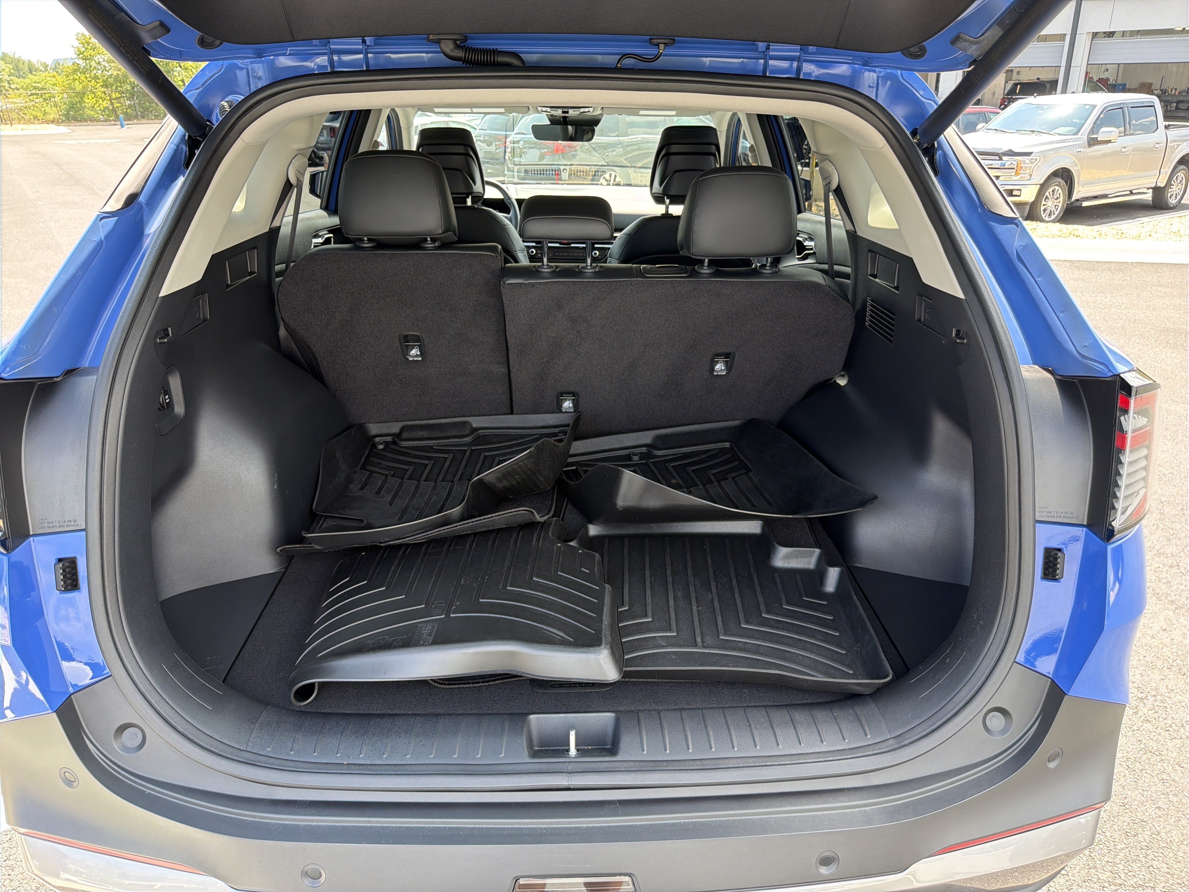 Used 2026 Kia Sportage EX w/ EX Panorama Roof Package FWD image 18
