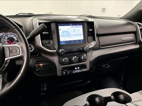 Used 2024 RAM 3500 Big Horn image 7