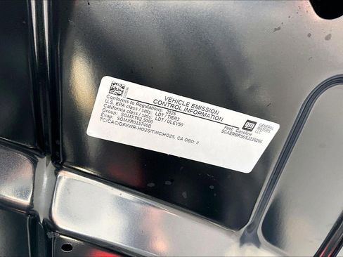 Used 2025 Buick Enclave Sport Touring image 33