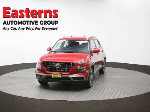 Used 2023 Hyundai Venue Limited FWD image 55