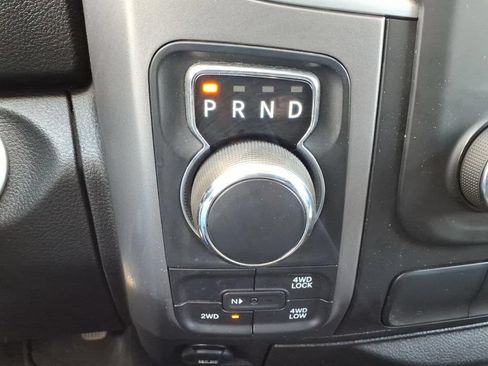 Used 2022 RAM 1500 Classic SLT AWD/4WD image 26