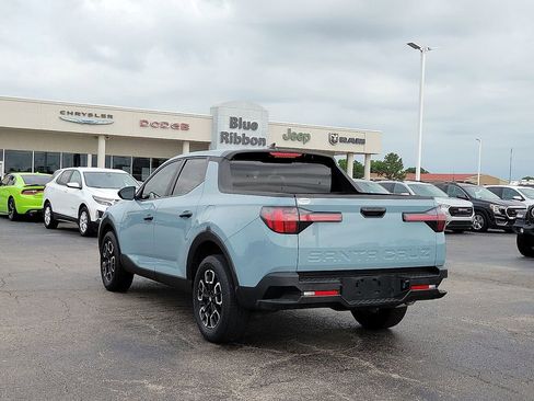 Used 2024 Hyundai Santa Cruz SE image 4