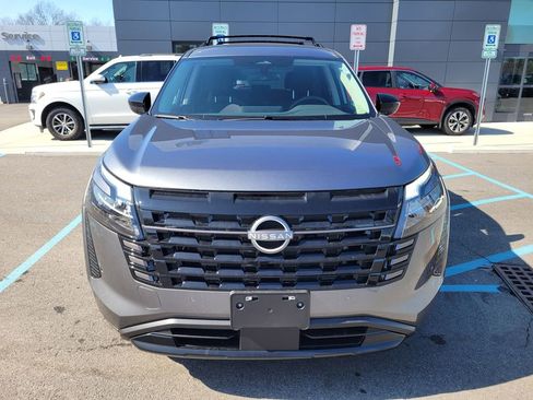 New 2026 Nissan Pathfinder SV AWD/4WD image 10