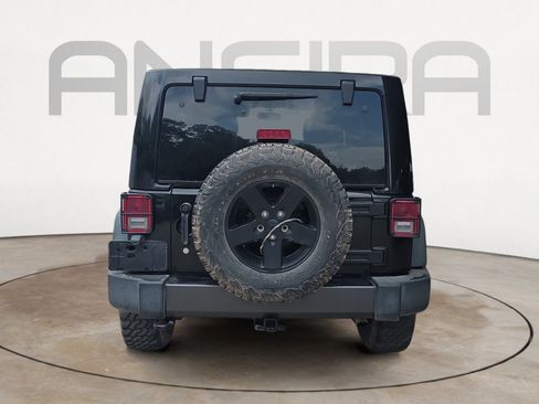 Used 2017 Jeep Wrangler Unlimited Sport AWD/4WD image 6