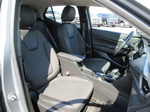 Certified 2023 Buick Encore GX Select w/ Sport Touring Package FWD image 21