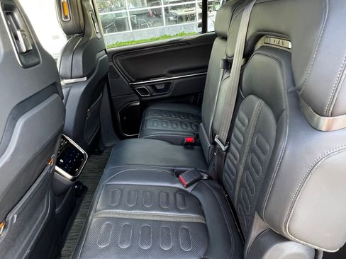 Used 2023 Rivian R1S Adventure AWD/4WD image 21