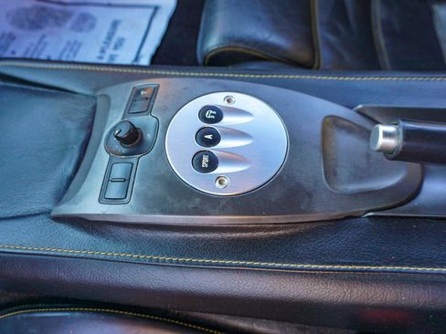 Used 2005 Lamborghini Gallardo image 27