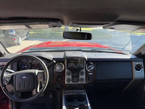 Used 2014 Ford F250 Lariat w/ Chrome Package image 36