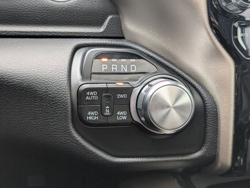 Used 2021 RAM 1500 Laramie image 32