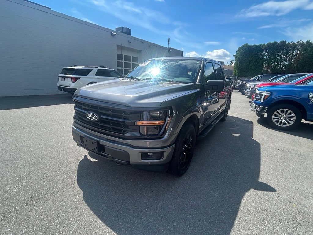 Used 2025 Ford F150 XLT w/ Equipment Group 303A High AWD/4WD image 3