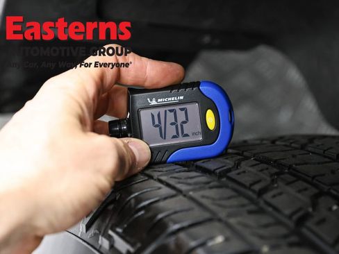 Used 2023 Chevrolet Colorado W/T image 23