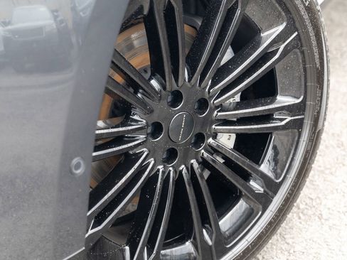 New 2026 Land Rover Range Rover SE image 9