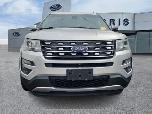 Used 2016 Ford Explorer Limited w/ Equipment Group 301A AWD/4WD image 2