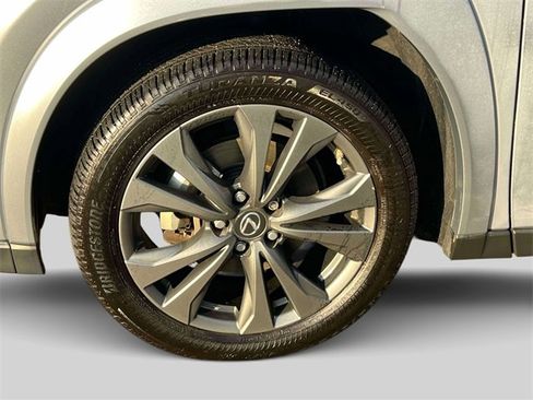 Used 2024 Lexus UX 250h F Sport image 9