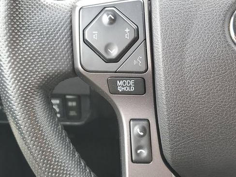 Used 2020 Toyota Tacoma TRD Off-Road w/ Technology Package AWD/4WD image 24