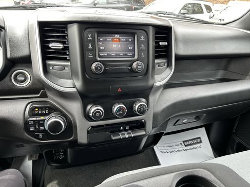 Certified 2022 RAM 1500 Big Horn image 17