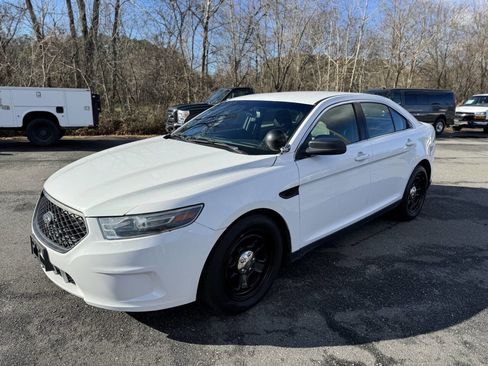 Used 2017 Ford Taurus Police Interceptor w/ Ready For The Road Package image 3