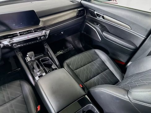 Used 2025 Kia Telluride EX X-Line AWD/4WD image 29