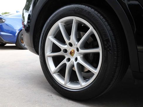 Used 2019 Porsche Cayenne AWD/4WD image 65