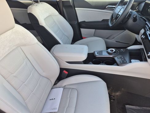 New 2026 Kia Sportage SX Prestige AWD/4WD image 15