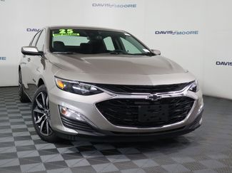 Used 2025 Chevrolet Malibu RS w/ LPO, Floor Liner Package FWD video 2