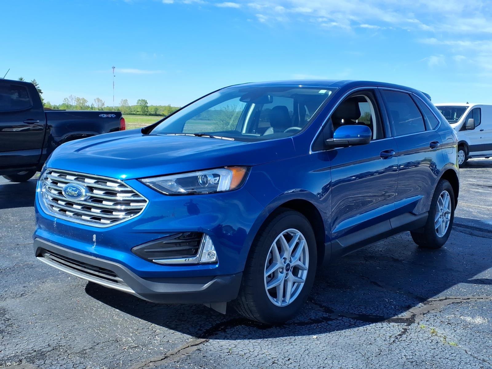 Used 2022 Ford Edge SEL w/ Convenience Package AWD/4WD image 6