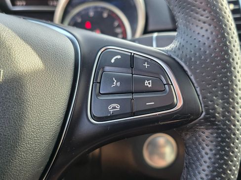 Used 2018 Mercedes-Benz GLE 350 w/ Premium 1 Package image 31