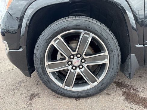 Used 2019 GMC Acadia Denali AWD/4WD image 9