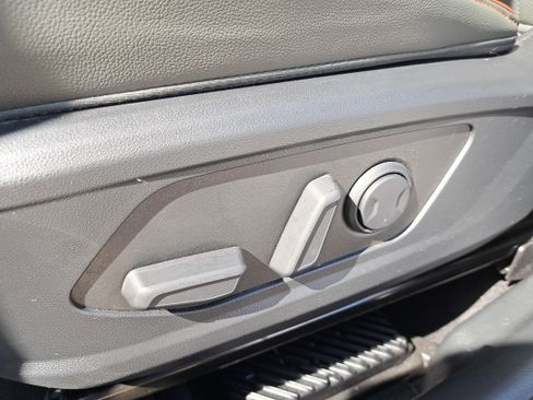 Certified 2025 Hyundai Santa Cruz Limited image 15