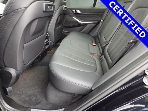 Certified 2022 BMW X5 xDrive40i w/ M Sport Package image 28